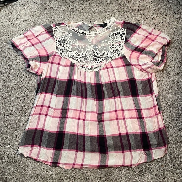 torrid Tops - TORRID Pink Plaid Blouse Top Women’s Sz 2, 2X Floral Crochet Lace balloon sleeve